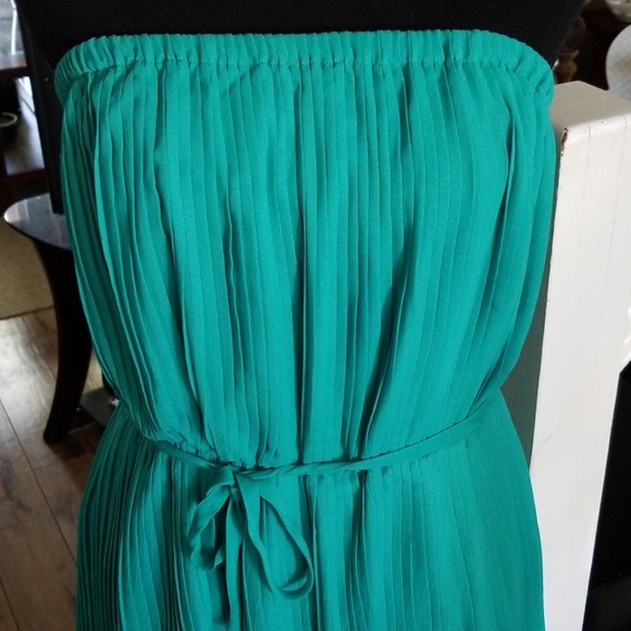 NWOT Teal Pleated Dress - Picture 3 of 6
